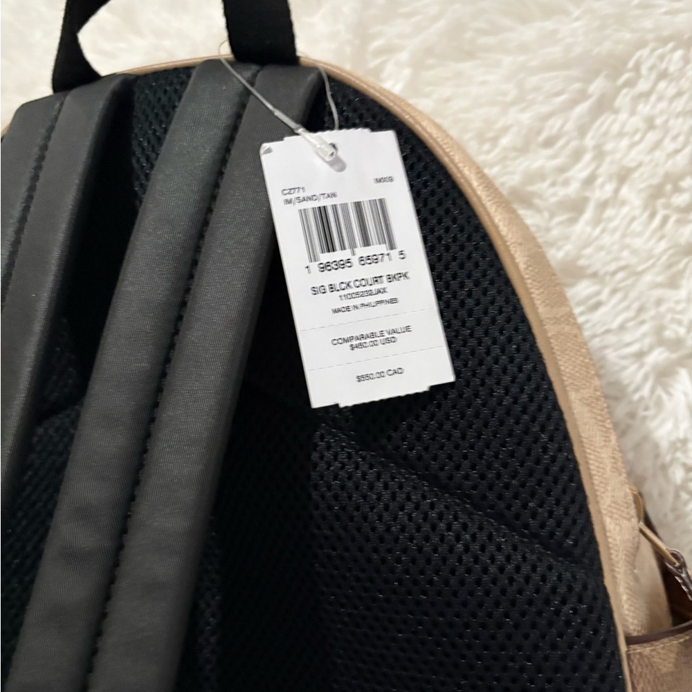 NWT Coach Beige and Brown Signature Backpack 🎒🤎💛 - Picture 6 of 11